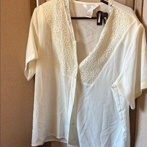 FINAL MARKDOWN Sellecca  Lace Trim Blouse 16